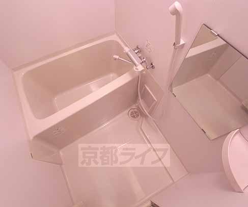 バス・シャワールーム　雰囲気の良いお風呂です。