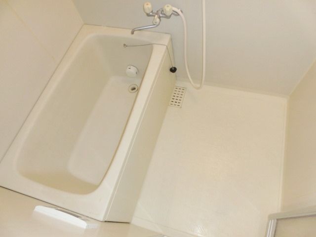 バス・シャワールーム　バスルーム