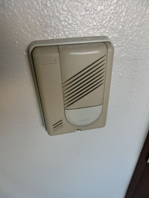 セキュリティ　インターホン付き