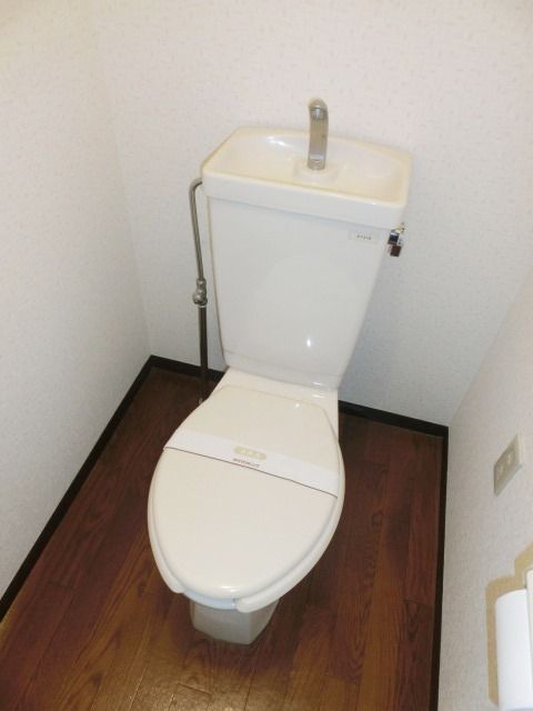 トイレ　清潔感のあるトイレ