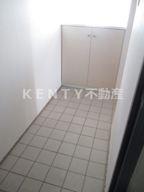 玄関　シンプルで使いやすい玄関です