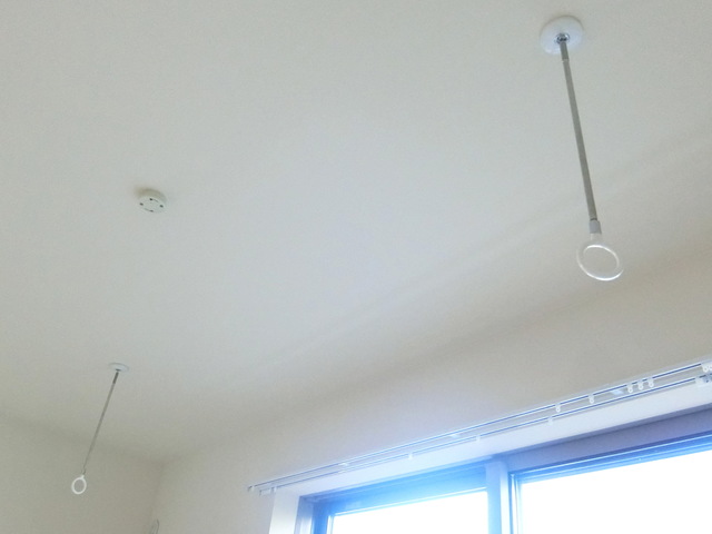 その他部屋・スペース　★雨でも洗濯物が干せる室内物干しフック付きです★