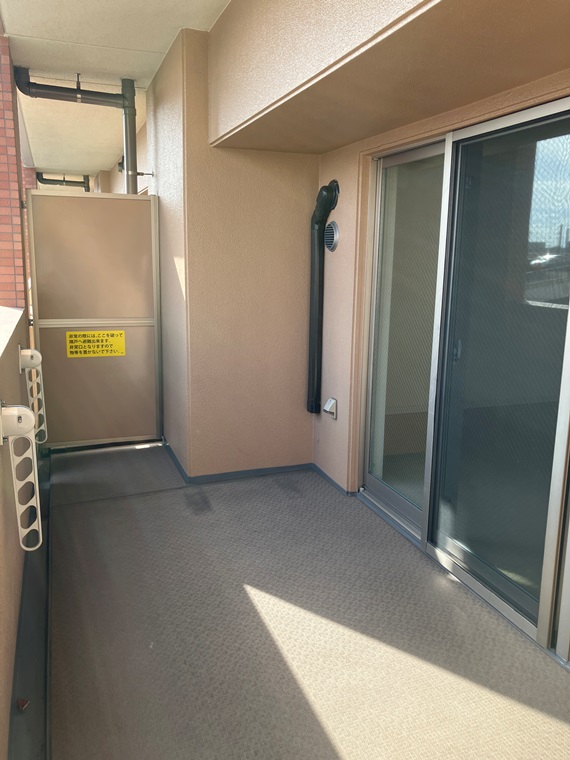 バルコニー　落ち着いた時間を過ごせるバルコニーです