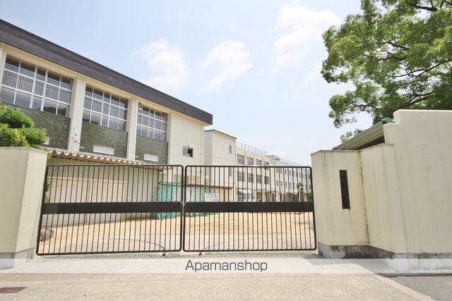 小学校　木川南小学校（小学校）まで852m