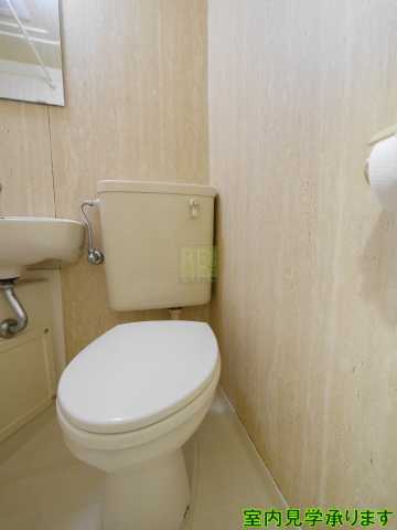 玄関　別部屋の画像になります。