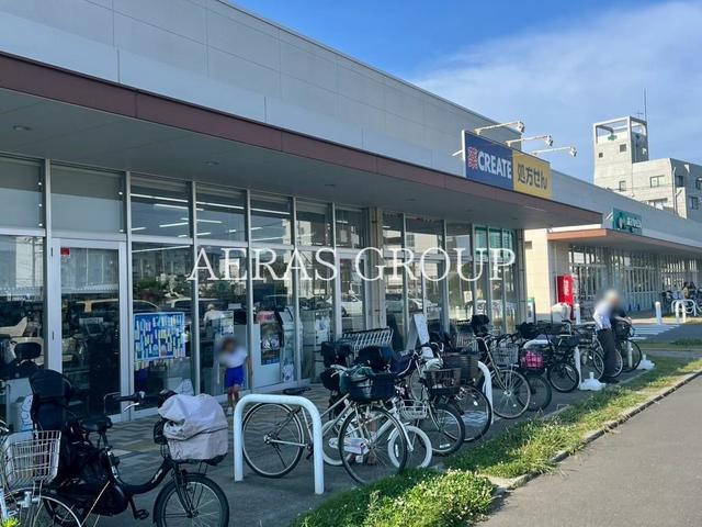 ショッピングセンター　なぎさモール辻堂（ショッピングセンター）まで823m