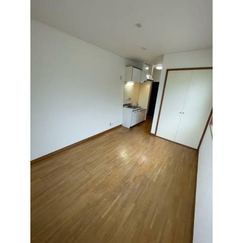 居室・リビング　※他部屋参考写真