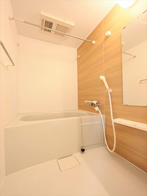 バス・シャワールーム　バスルーム　浴室乾燥機付