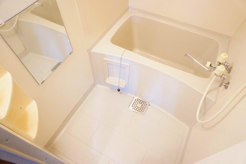 バス・シャワールーム　浴室