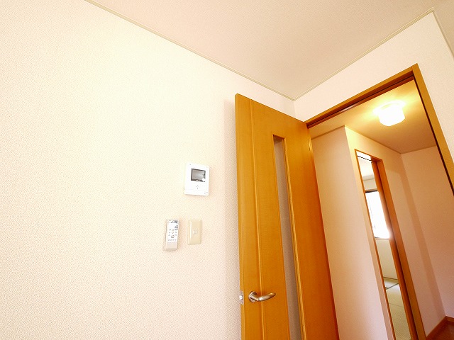 セキュリティ　モニター付きインターホンです