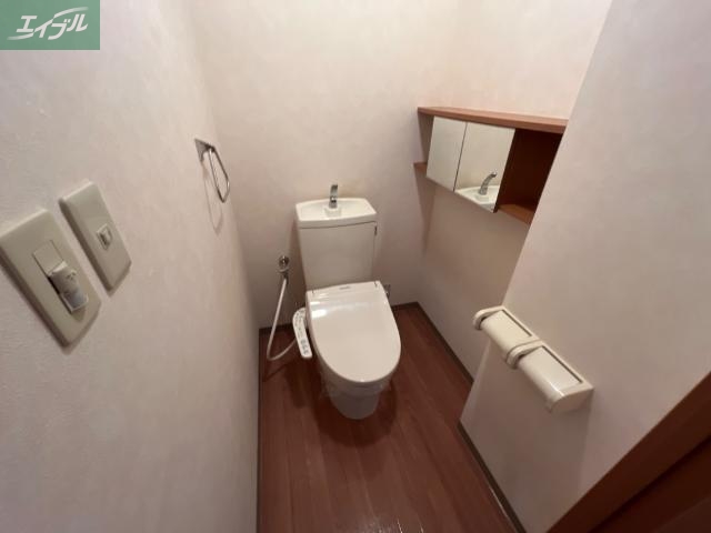 トイレ　トイレ