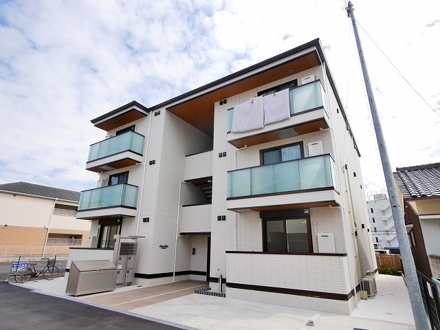 建物外観　おしゃれな外観です