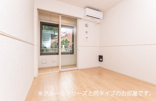 居室・リビング　ゆったりとした居間です