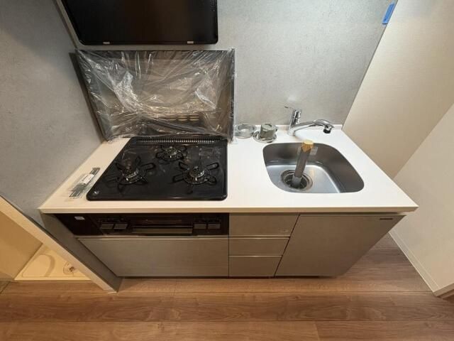 キッチン　コンパクトなキッチンで掃除もラクラク