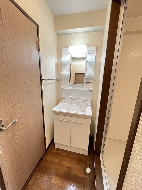 洗面設備　※掲載情報と物件の現況が異なる場合、現況を優先するものとしま