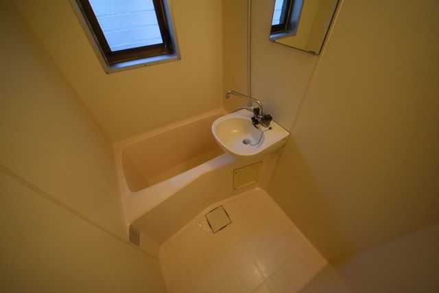 バス・シャワールーム　バスです♪