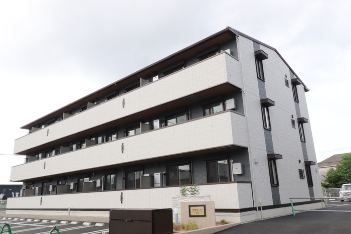 建物外観　【ＷＭ新八代 B棟】