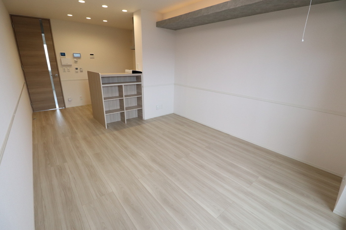 居室・リビング　【ＷＭ新八代 B棟】