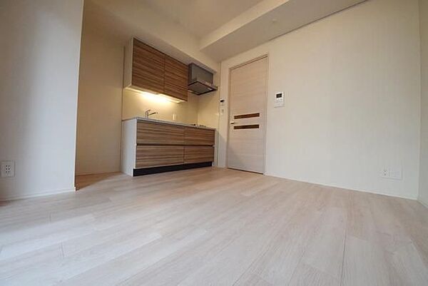 居室・リビング　写真は同タイプ住居です。