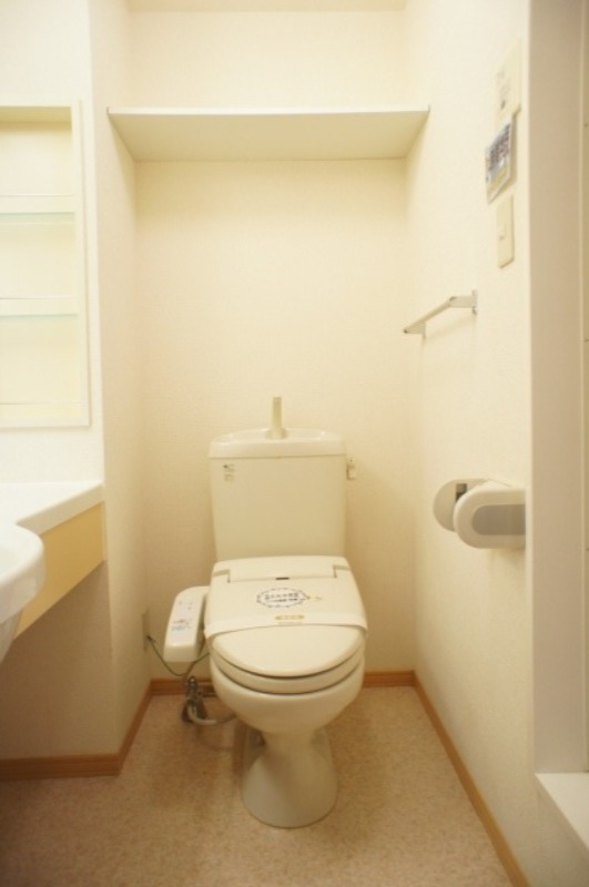 トイレ　図面と現状に相違がある場合には現状を優先