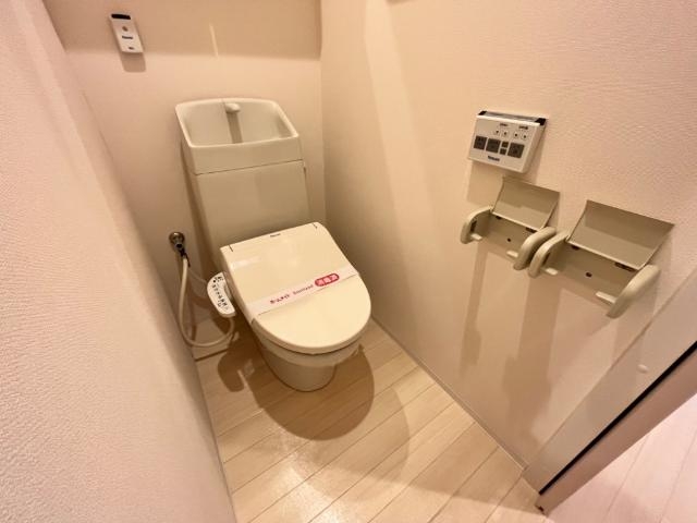 トイレ　シャワー付トイレ