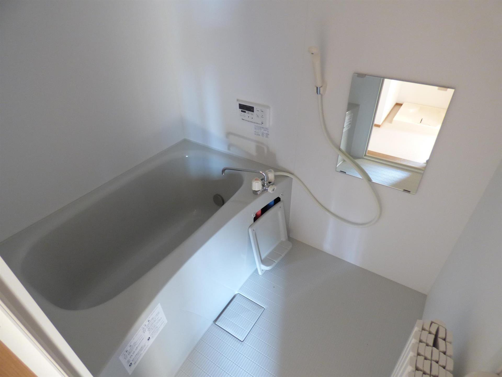 バス・シャワールーム　バス