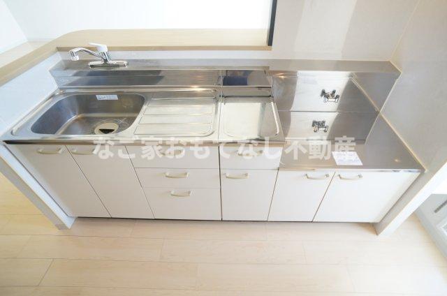 キッチン　※写真は別号室