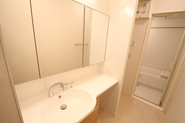 洗面設備　洗面化粧台