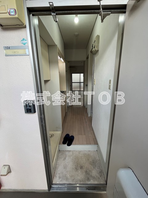 玄関　※同物件別号室参考写真※