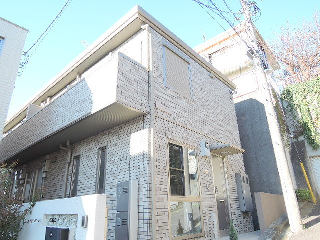 建物外観　ユニット工法で耐震性に優れたセキスイハイム施工