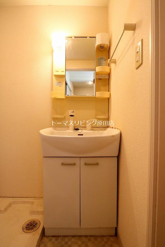 洗面設備　102号室写真