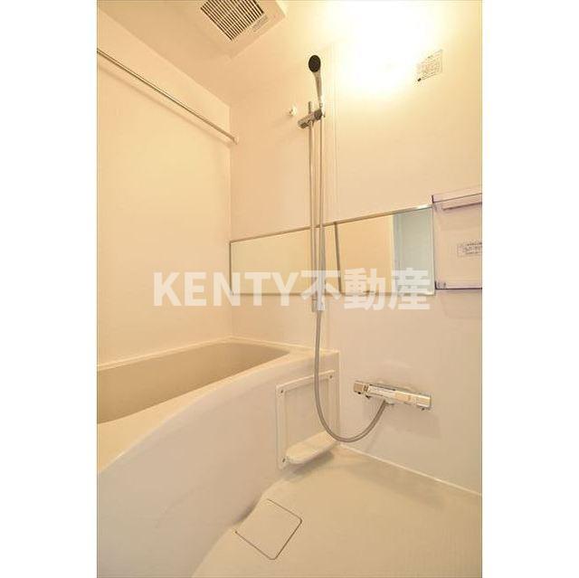 バス・シャワールーム　お風呂で日々の疲れを落としましょう