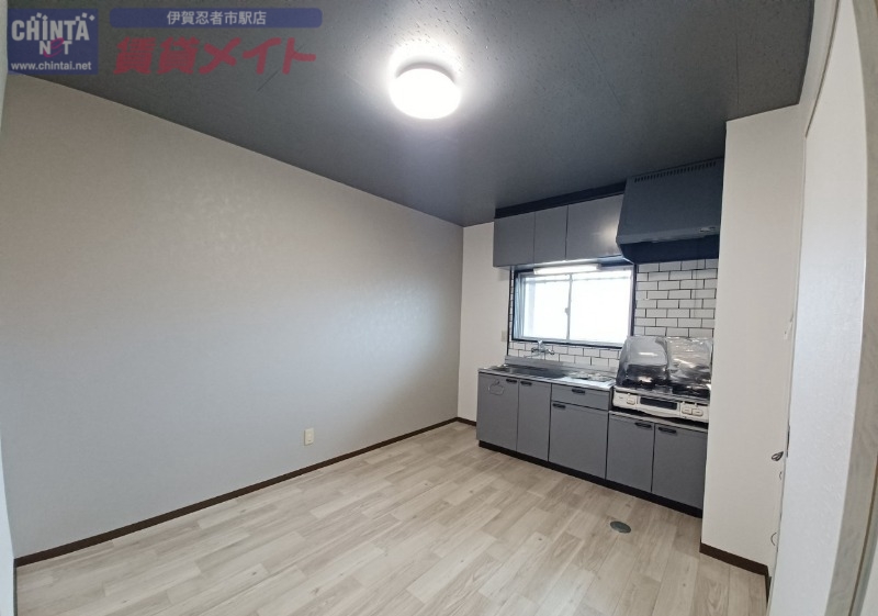 居室・リビング　同物件別室画像