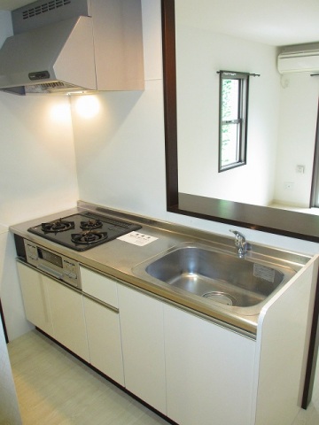 キッチン　同物件別号室