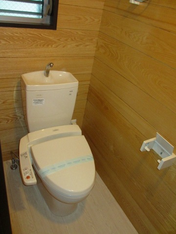 トイレ　同物件別号室