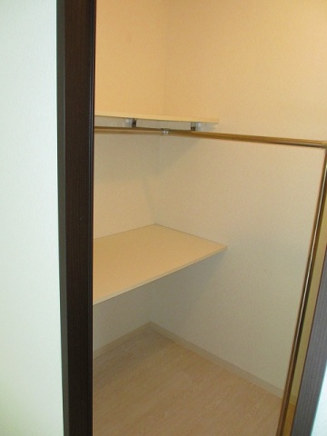 収納　同物件別号室