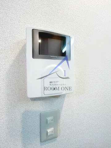セキュリティ　モニター付きインターホンです。