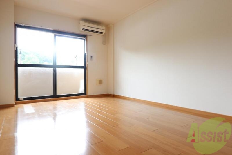 その他部屋・スペース　明るいお部屋でゆったりとした生活を