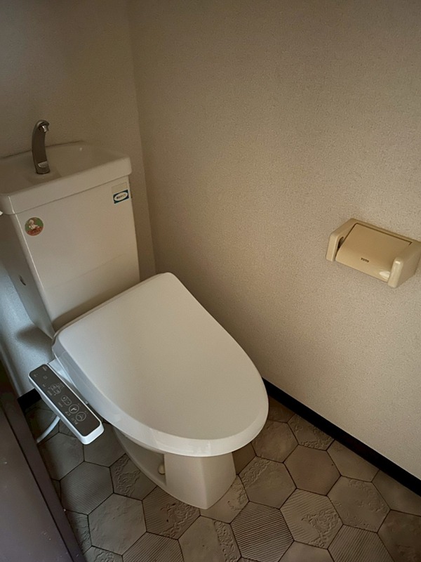 トイレ　別部屋参考写真