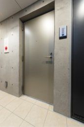 玄関　エントランス