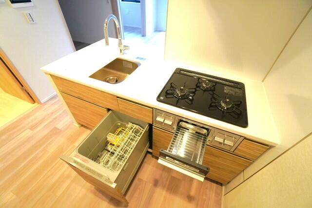 キッチン　※写真は同タイプ住戸です。