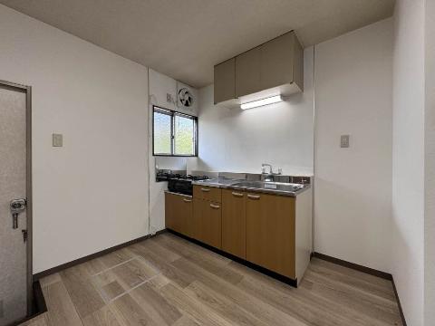 キッチン　ガスコンロ付