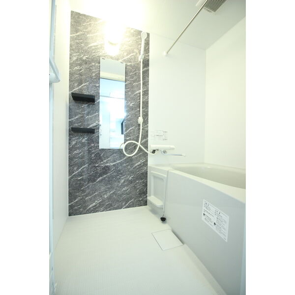 バス・シャワールーム　☆清潔感のあるバスルーム☆