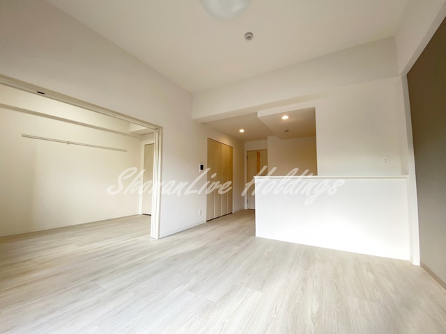 居室・リビング　13.1帖のLDK♪