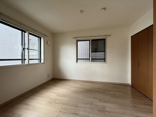 その他部屋・スペース　清潔感のある洋室です♪