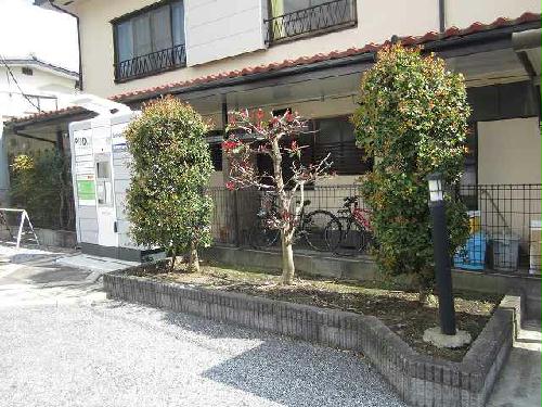 庭　入居者様専用ゴミ庫です。