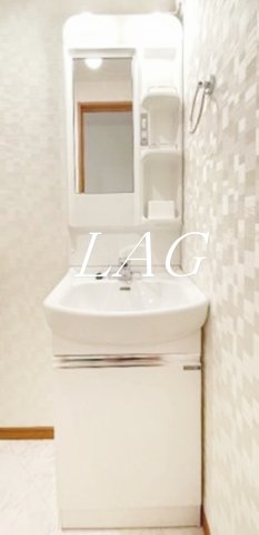 洗面設備　洗面台です。