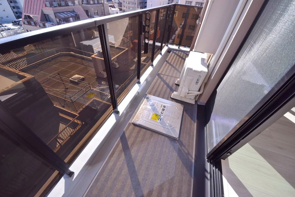 バルコニー　バルコニー