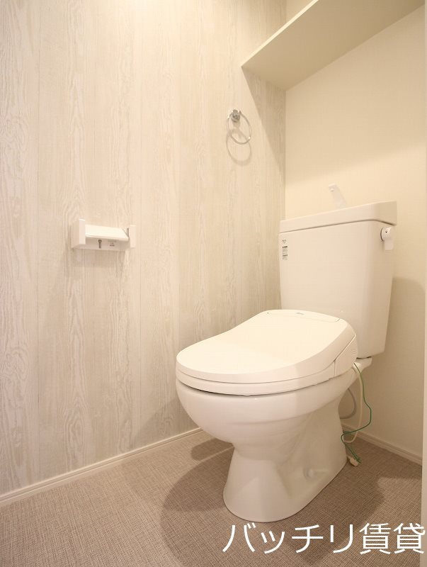 トイレ　同型タイプの為、現状を優先致します。