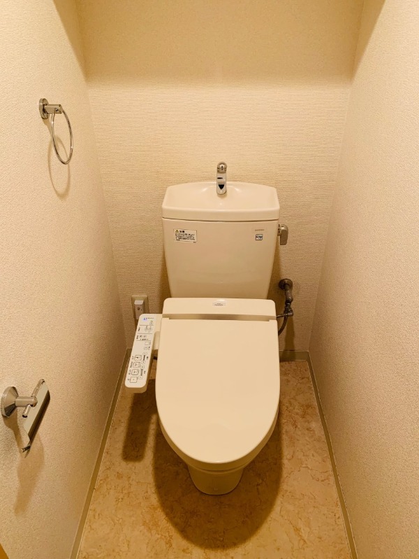 トイレ　温水洗浄暖房便座♪